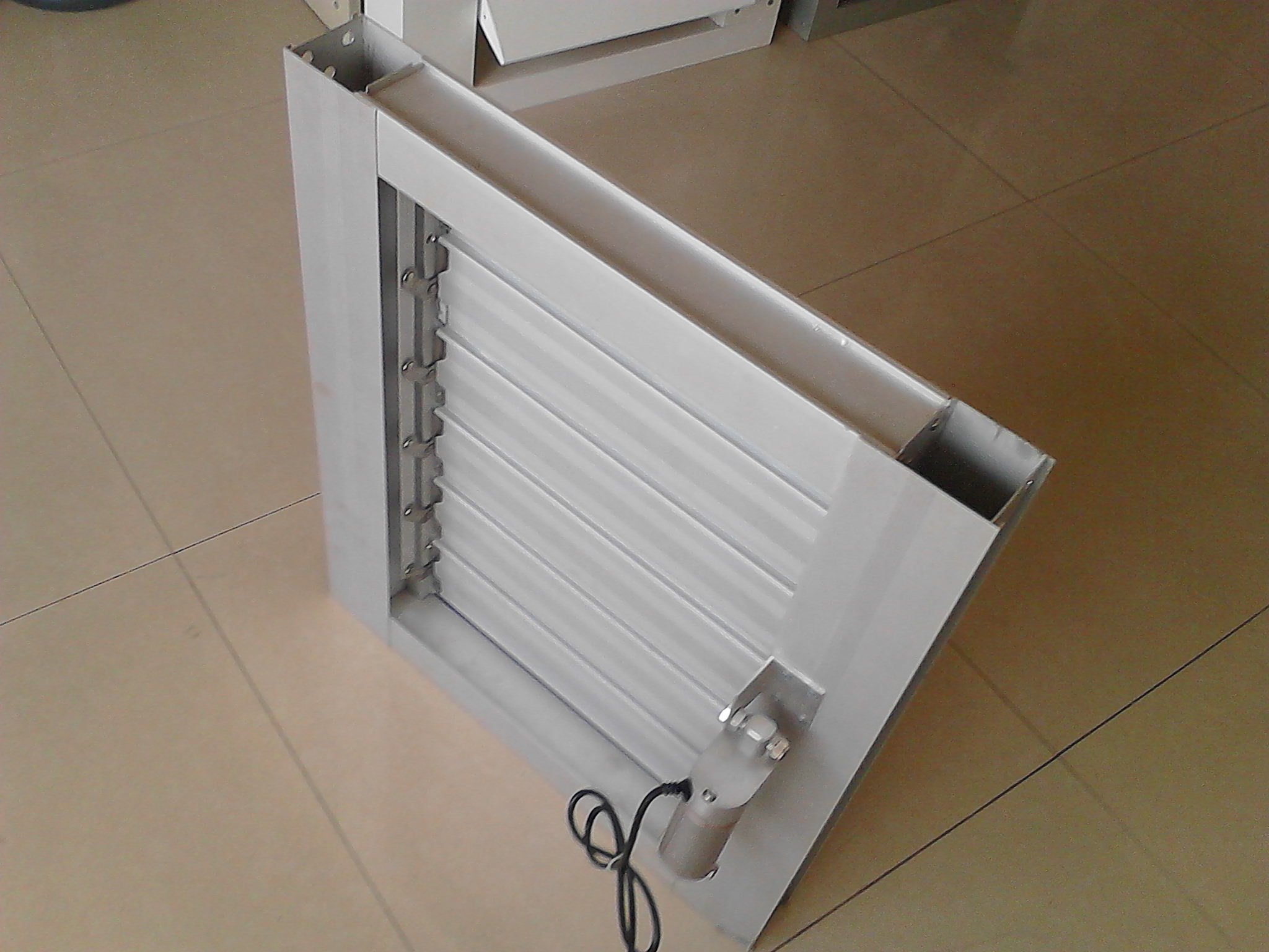 電動(dòng)鋁合金百葉窗